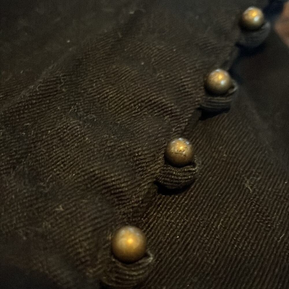 J Brand Mid Rise Skinny‎ Black Jean's Studded Button Calves Sz 31